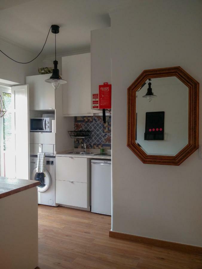 Casa Da Tia Adozinda Apartment Lisboa Ngoại thất bức ảnh